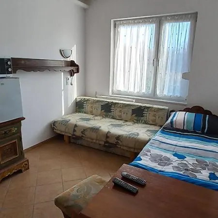 Goscinne Dw Antom ゲストハウス ジビジノ